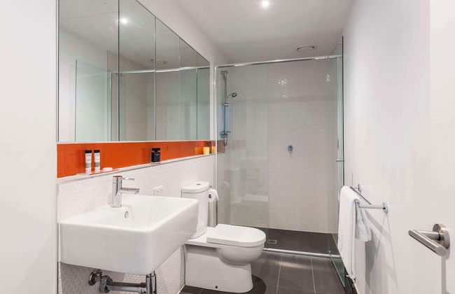 Oaks Melbourne South Yarra Suites - Photo 28