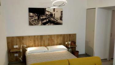 Suite Naviglio Grande - Photo 1