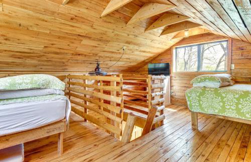 Walk to White River Cotter Cabin with Fire Pit! - Foto 14