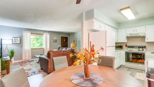 Hot Tub and Fire Pit Holiday Island Getaway! - Foto 3