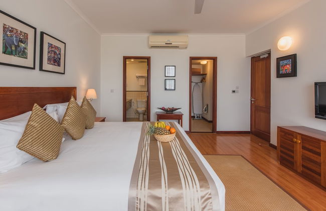 Sea Cliff Court - Photo 11