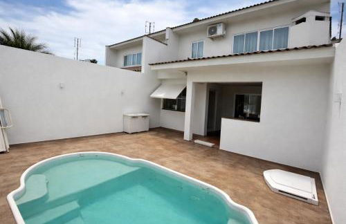 Casa com piscina, Até 8 pessoas, Garagem para 3 Carros - Photo 4