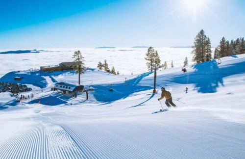 NEW Upscale House, Tahoe 30-min w/ Cal King - Foto 58