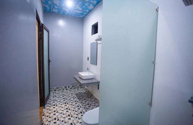 YoLo Pool Bar Villas - Foto 18