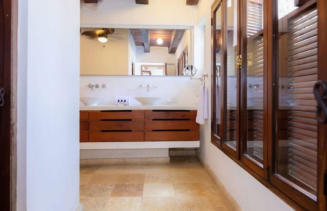 w Vibrant House 5BR w Pool n AC in Cartagena - Photo 35