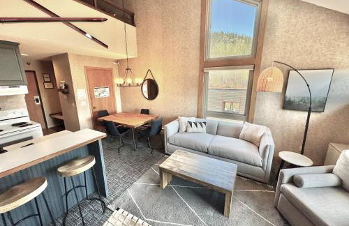 Ski in Ski out Top Floor Condo with Pools, Hot tub and more - Foto 2