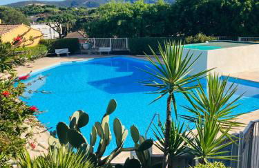 MAZET RÉNOVE Golfe de st TROPEZ - Foto 1