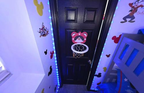 10 Mins to Disney - New luxury furniture - 16 guests - Foto 50