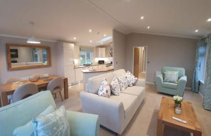 Deneb Lodge with Hot Tub - Foto 8