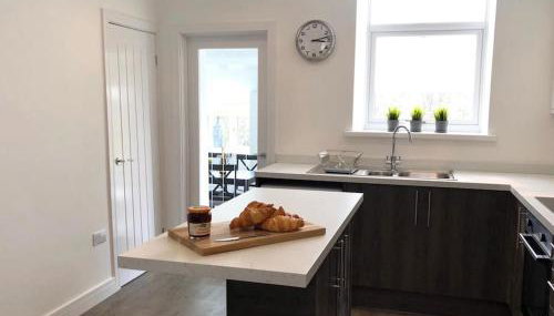 Rhondda Valleys with Breathtaking Riverside Views - Foto 4