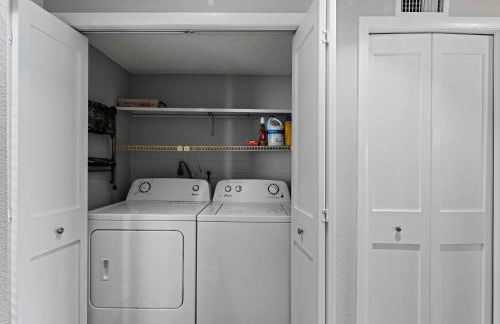 Siesta Paradise - Steps to Beach & Village - Pool - Photo 46