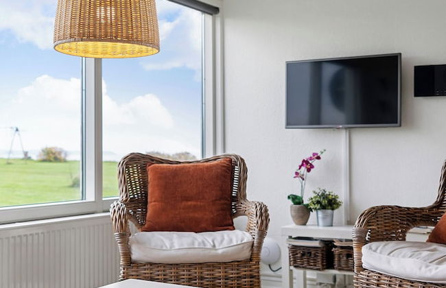 Charming 2-bedroom 12H Ocean Retreat, Summerhouse - Foto 6