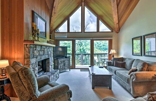 Year-Round Fun in Beech Mountain! Condo with Balcony - Foto 3