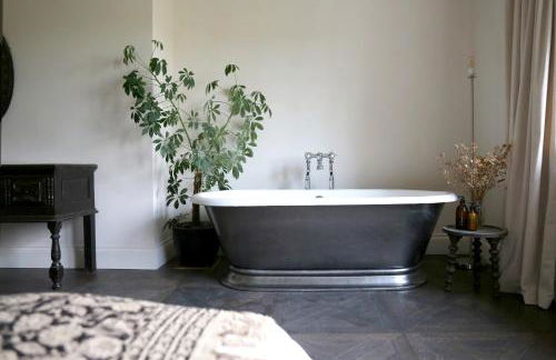 Idyllic Grade II Listed country farmhouse in AONB - Foto 15