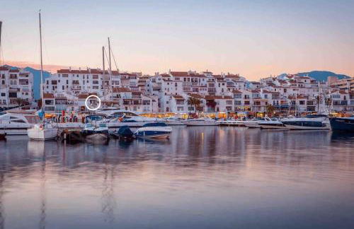 First line in Puerto Banus (Primera linea) - Photo 8