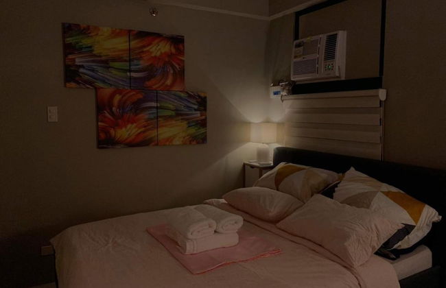 Elegant Condo at Symphony Tower 26C - Foto 8