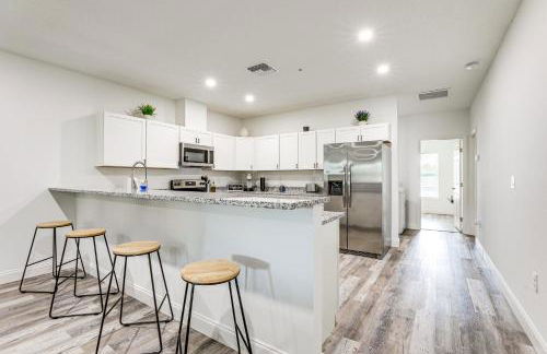 13 Mi to Beaches Pet-Friendly Condo in Palmetto! - Foto 29