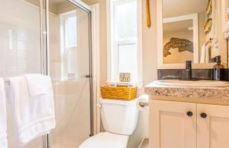 Rainforest Tiny Home Retreat Fishing Cabin - Foto 4