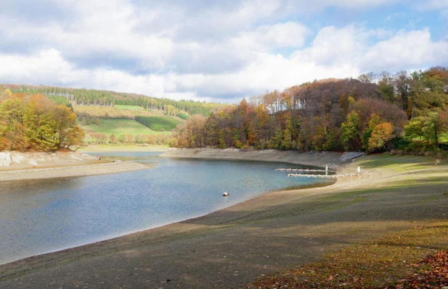 Furnished Bungalow With Peaceful Neighbourhood - Photo 32