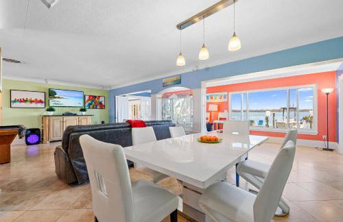 4bd 2ba Waterfront House with Pool, Hot Tub & Boat! - Foto 27