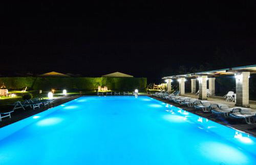 Tenuta Santicuti - Foto 10