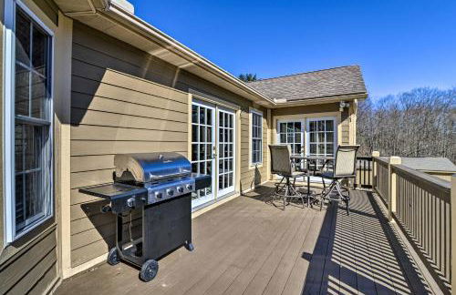 Private Family Home with Deck, Porch and Forest Views! - Foto 24