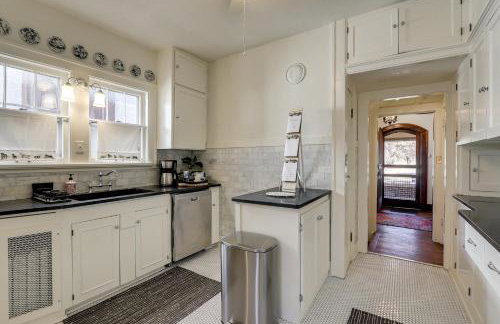 Historic Home Overlooking Central Riverside Park! - Foto 13