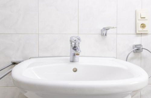 Monteurapartment I 12 Betten I Küche I Waschmaschine I Balkon I Nieder-Klingen - Foto 11