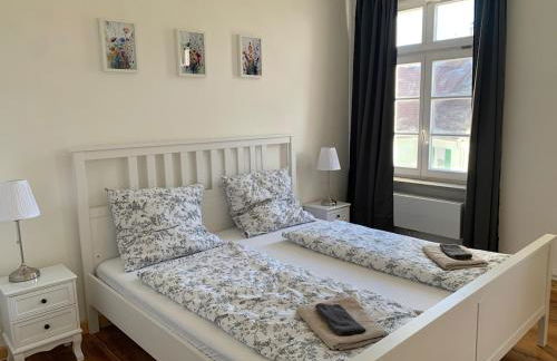 Historic Building- 9 Bedrooms - Groups up to 26 - Foto 6