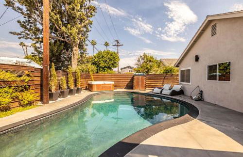 Luxury 3BR with Cabana Oasis Pool & Style - Foto 27