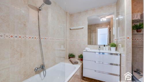 Apartment Castillo by Beach Sea View - Photo 5, Shower