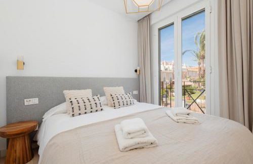 Holiday Home next to the beach, with private terrace, BBQ and incredible sea-view solarium - Photo 21