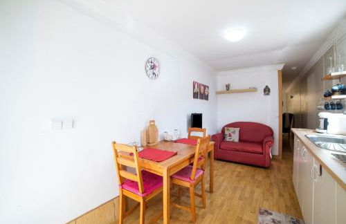 Beautiful Holiday Home in Arona with private terrace - Foto 3