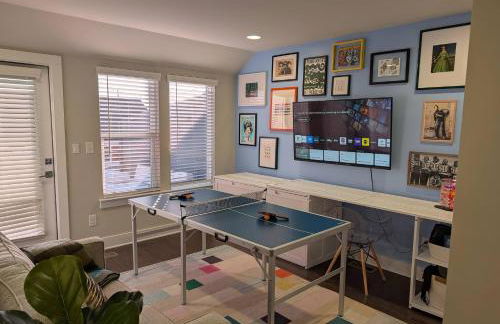 Queen City Castle - Rooftop, Garage, King Beds, Pet Friendly - Foto 78