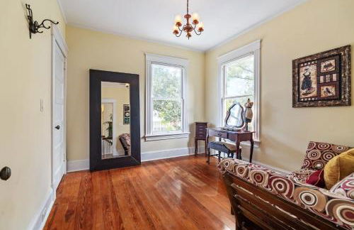 Historic Comfort l Walk to DNTN l Fire Pit - Foto 25