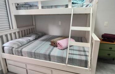 Apto Novo, Sofisticado e Aconchegante em Astúrias Guarujá - Foto 20