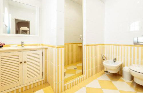 Lovely Very Private Villa with Beautiful Gardens - Foto 36