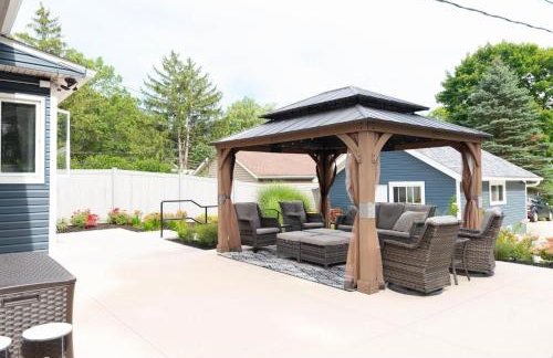 Rockford IL 2BD Upper Queen Bed, Patio & Fast WiFi - Foto 8