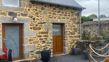 Jolie maison de campagne à la ville chez TINAT - Foto 2