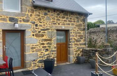 Jolie maison de campagne à la ville chez TINAT - Foto 2