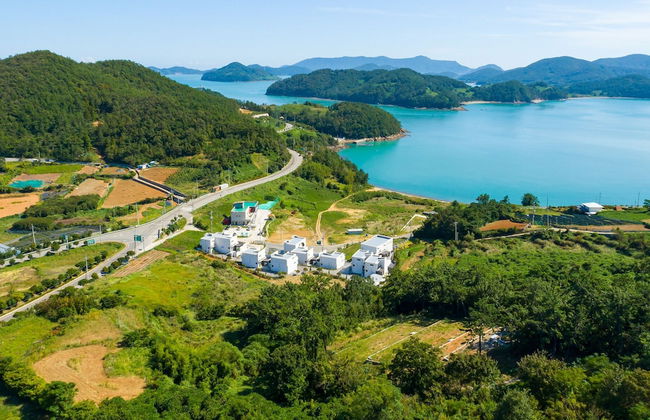 Baekya Pool Villa & Kids - Foto 1