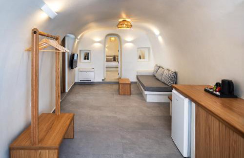 Cavora Suites - Photo 3