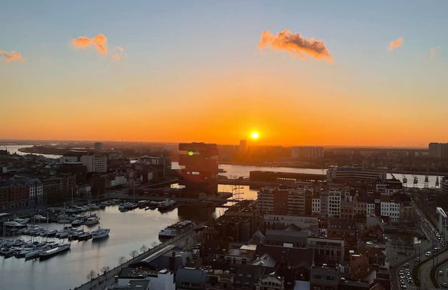 Apartment With Beautiful View of Antwerp - Photo 22