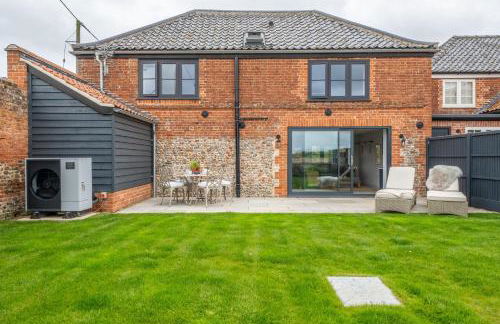 The Coach House Happisburgh - Photo 40