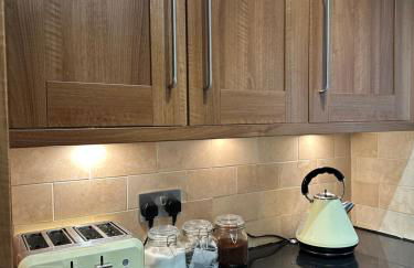 W9 Gem Stylish 2 Bed Flat - Photo 20