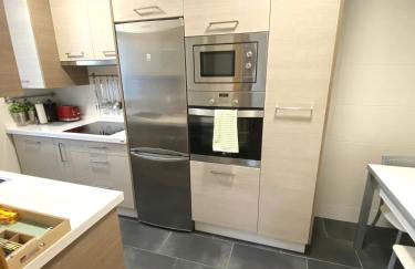 APTO CÉNTRICO ARENAL FAMILY, PARKING GRATIS - Foto 5