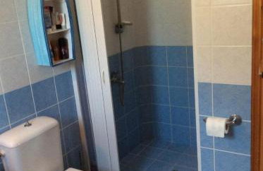 Lovely family villa with stunning sea views - Photo 19