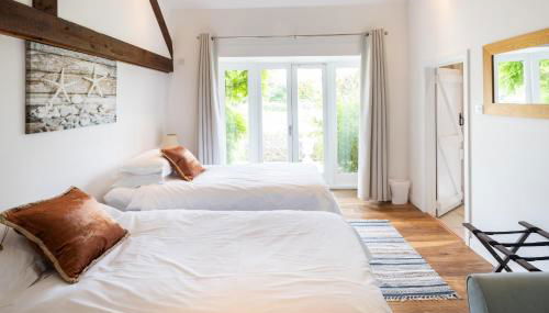 Deer Cottage at Rowden Manor - Sleeps 5 & Parking - Foto 1