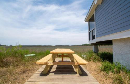 Renovated 2 Br Sleeps 5 With Free Guest Passes - Photo 28