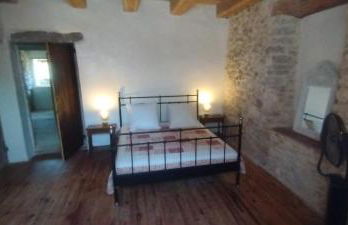 Beautiful Farmhouse with large swimming pool within walking distance of a charming, lively village - Foto 19